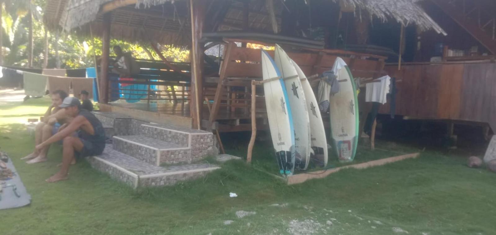 Mentawai Ebay Playground Surfcamp Villa Masokut Dış mekan fotoğraf